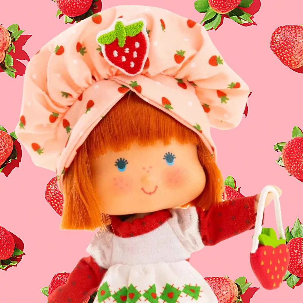 Explore the fresh and vibrant world of modern Strawberry Shortcake dolls at Simon's Collectibles. 
