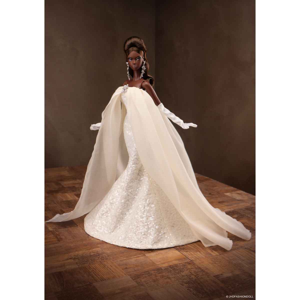 JHDFASHIONDOLL JHDFASHIONDOLL 8th Anniversary: White Gala YAYA - Simon's Collectibles, UK