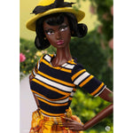 JHDFASHIONDOLL MaryMacy – Valley of the Dolls: Garden Party Gift Set 'British Plaid' Doll VD2506 - Simon's Collectibles, UK