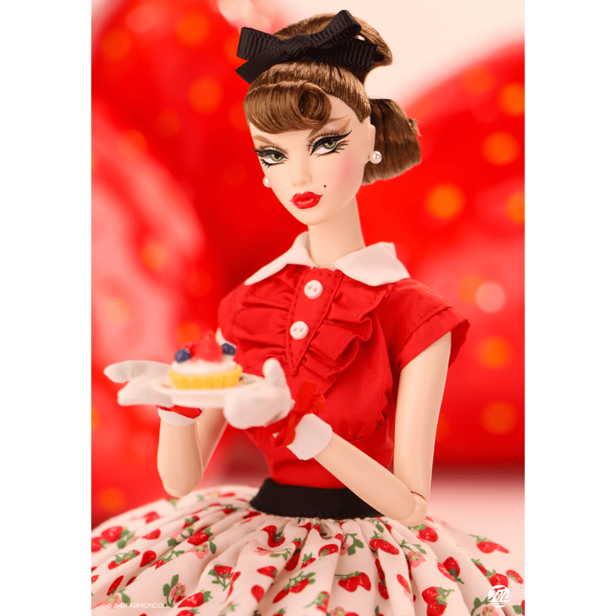 VIP VD2508 – Valley of the Dolls: Strawberry Pie Doll JHD VIP Club Exclusive - Simon's Collectibles, UK