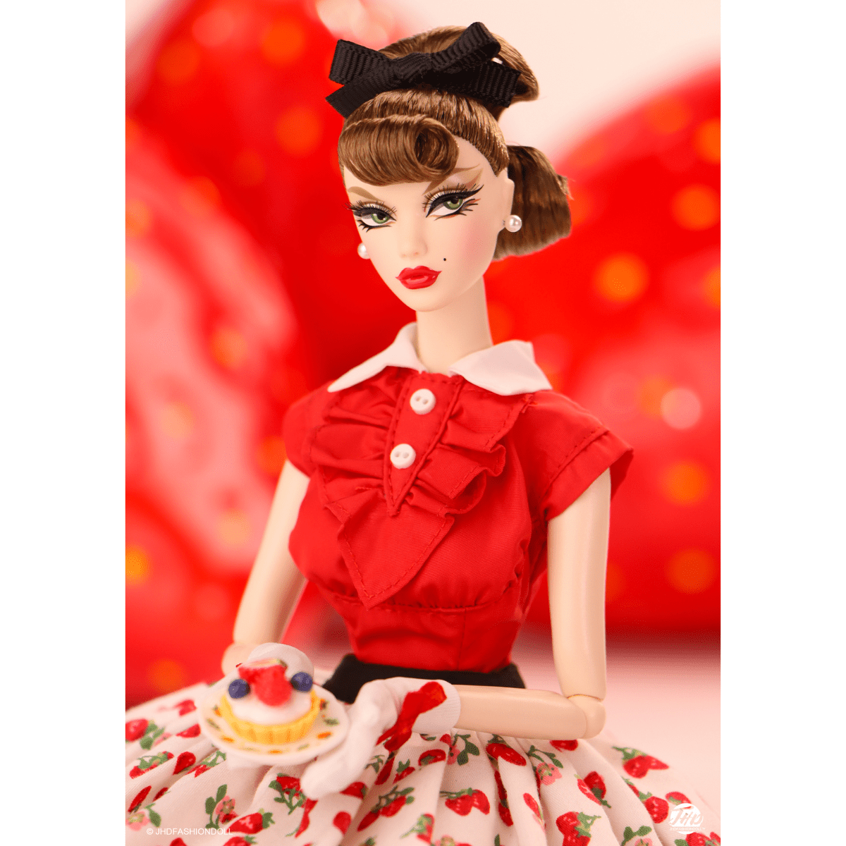 VIP VD2508 – Valley of the Dolls: Strawberry Pie Doll JHD VIP Club Exclusive - Simon's Collectibles, UK